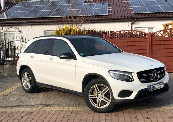 Mercedes-Benz GLC cena 99000 przebieg: 261000, rok produkcji 2016 z Koszalin małe 326